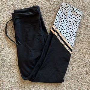 Sarah’s Day x White Fox Active Women’s Leggings Large